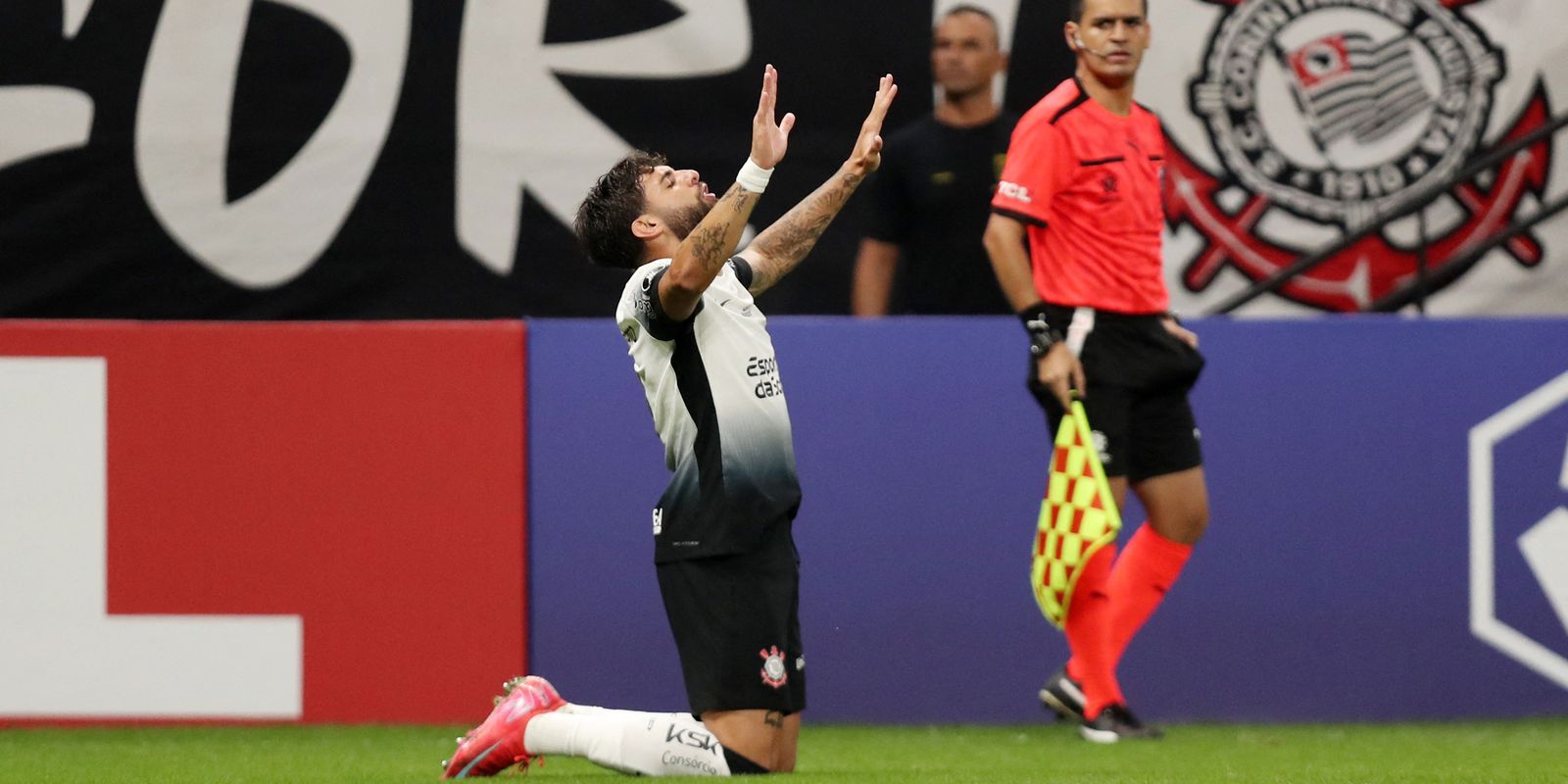Pela Copa Sul-Americana, Corinthians recebe o Racing de Montevidéu
