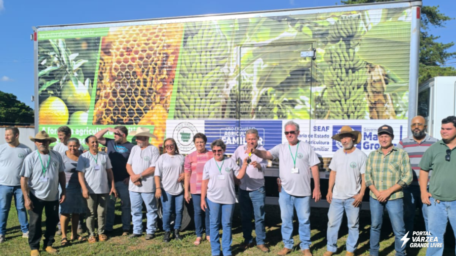 Agricultores familiares de Mato Grosso recebem caminhões-baú para escoamento direto da produção