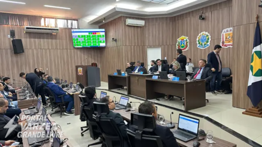 Prêmio Saúde em Várzea Grande: Enfermeiros efetivos e contratados ficam de fora; veja como votaram os vereadores