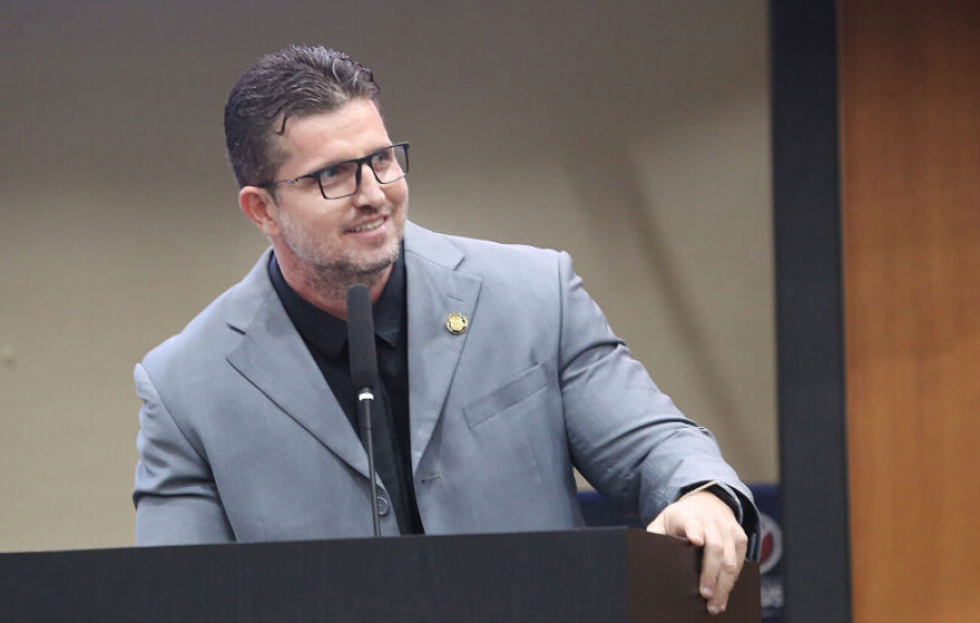 Rafael Ranalli desponta como nome forte para ocupar cadeira na Câmara Federal em 2026