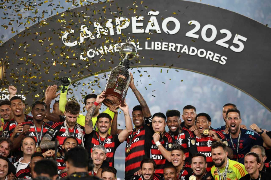 Flamengo conquista o oitavo título Internacional e consolida sua grandeza no futebol