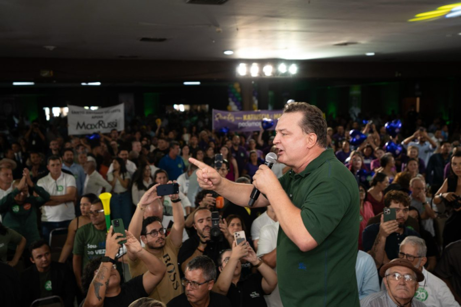 Max Russi assume comando do Podemos em Mato Grosso e reúne prefeitos em grande ato político em Cuiabá