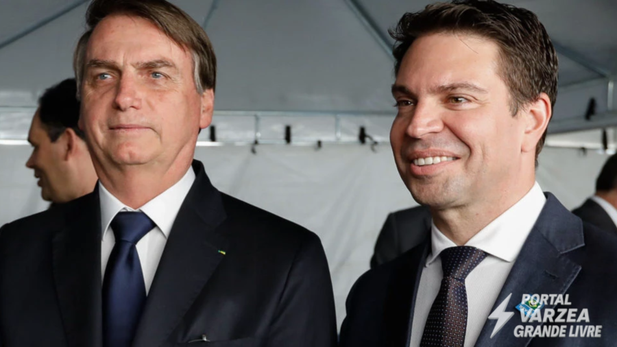 Moraes arquiva investigação contra Bolsonaro e Ramagem no caso da “Abin Paralela”