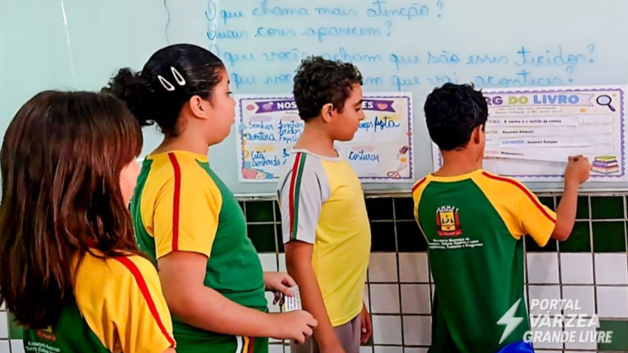 Alunos da EMEB Ângela Jardim Botelho transformam sonhos em histórias por meio da leitura